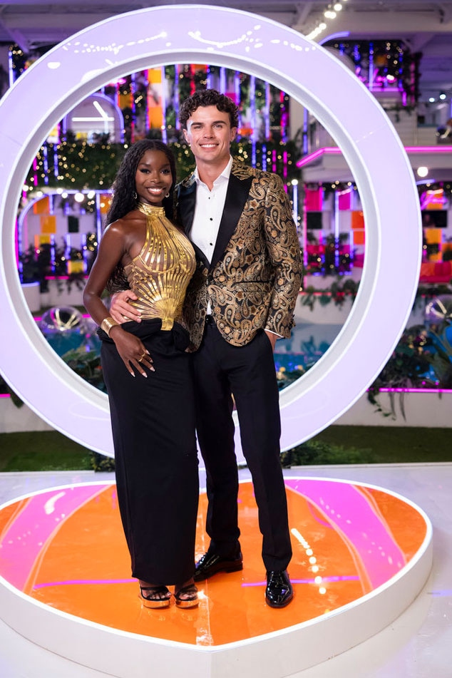 Netflix Reacts to Huda Mustafa Love Island USA Reunion Reference Netflix Reacts to Huda Mustafa Love Island USA Reunion Reference