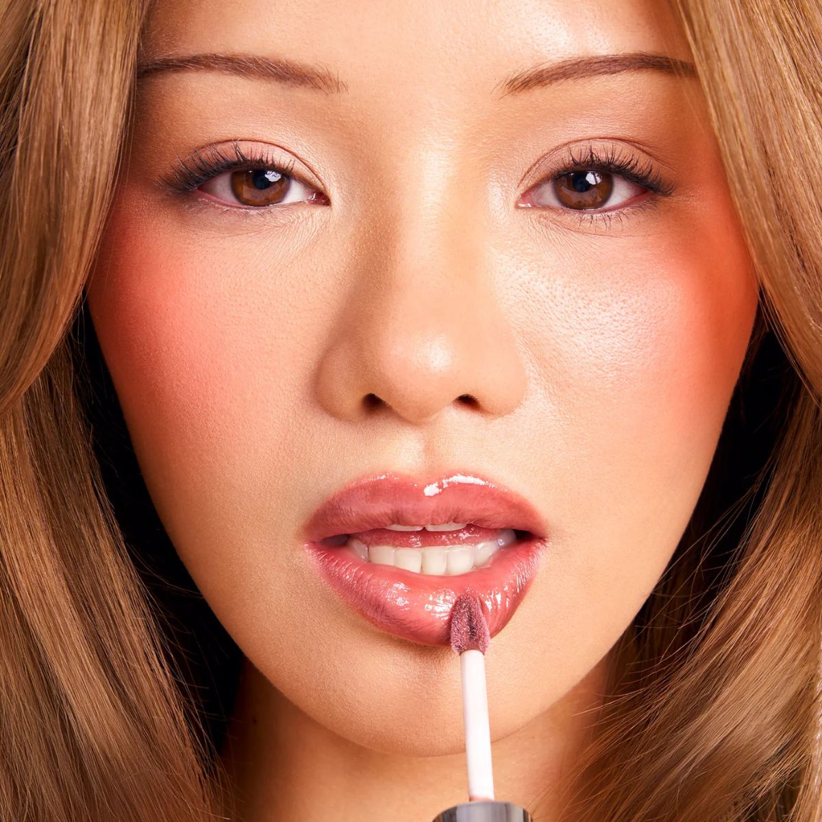 Sacheu Beauty: From Viral Lip Liner to Makeup for Your Whole Face