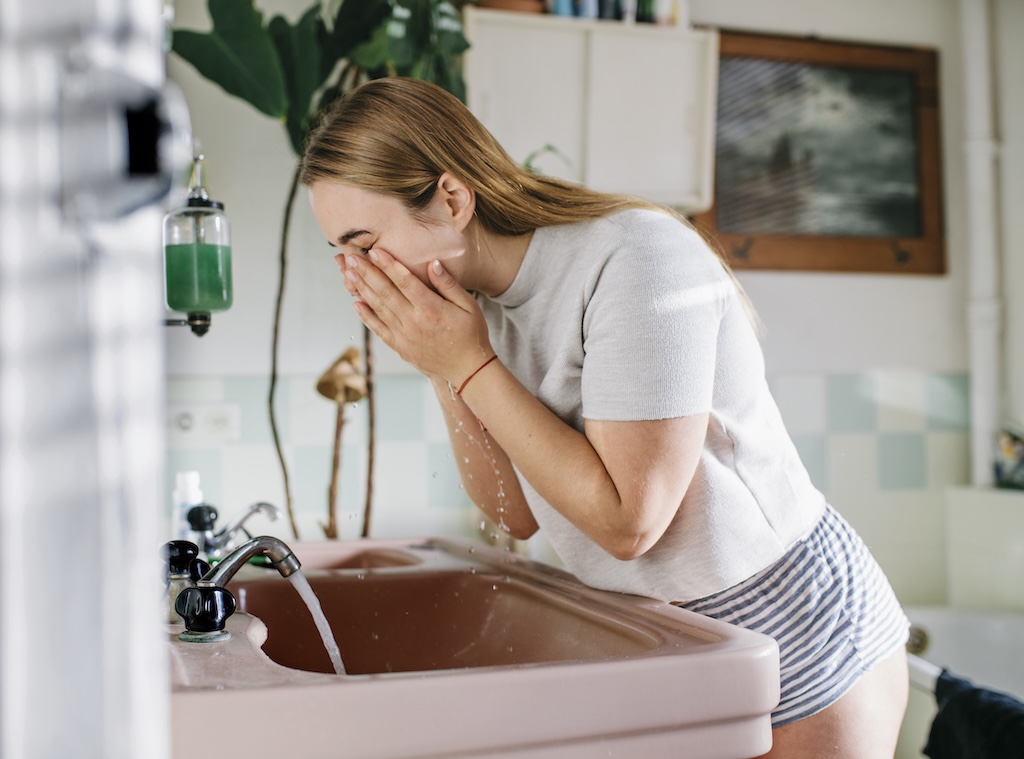 dermstoretop.jpg