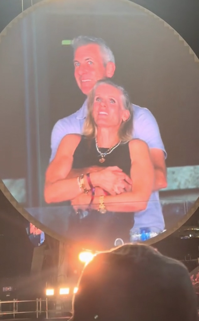 Andy Byron, Coldplay concert, kisscam