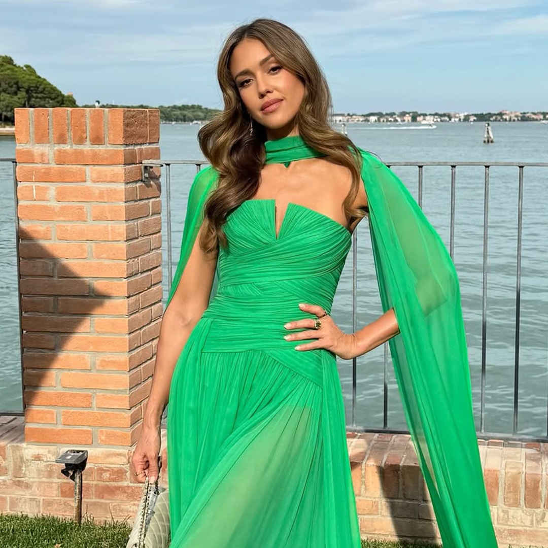 Proof Jessica Alba and Her Look-Alike Daughter Honor Are True Twins