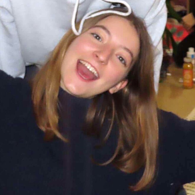 Rosie Roche, Facebook