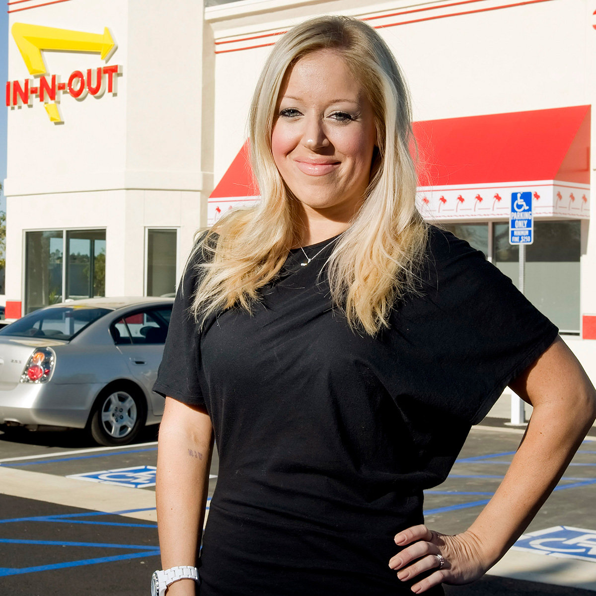 Why In-N-Out CEO Lynsi Snyder Is Moving From California to Tennessee thumbnail