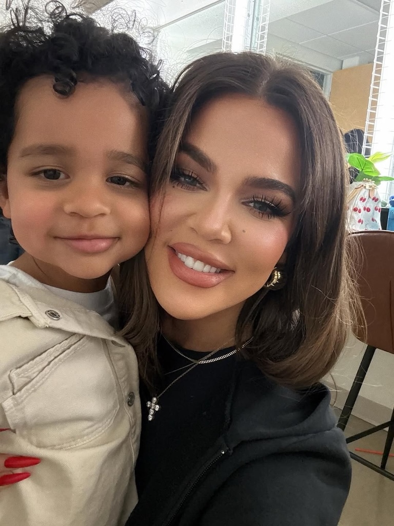 did robert kardashian smoke cigarettes Khloe Kardashian on Tatum, Late Dad Robert Kardashian's Connection did robert kardashian smoke cigarettes Khloe Kardashian on Tatum, Late Dad Robert Kardashian's Connection