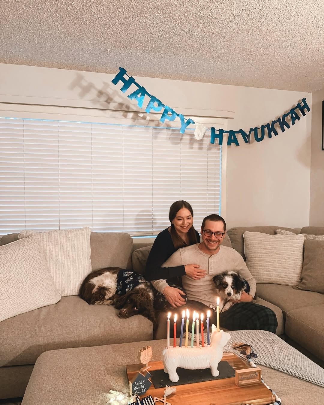 Hannah Carnat-Gronnerud, Ian de Metz