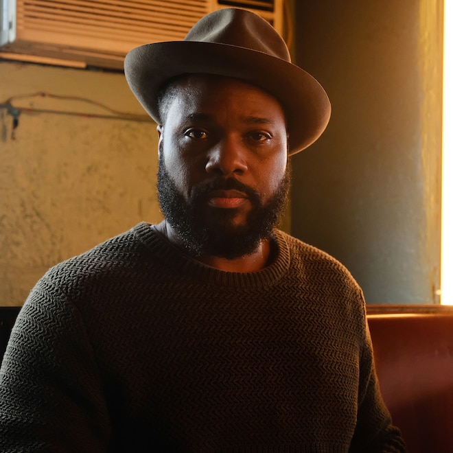 Malcolm-Jamal Warner, The Resident