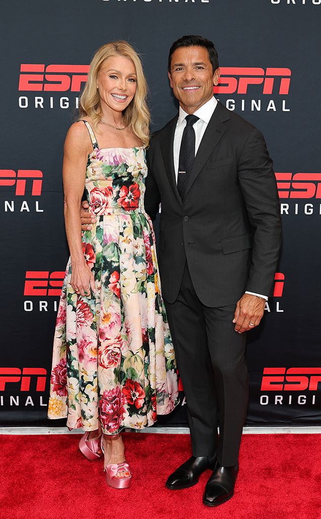 Kelly Ripa & Mark Consuelos, Big Pic