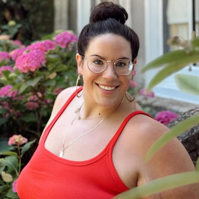 Whitney Way Thore, Instagram