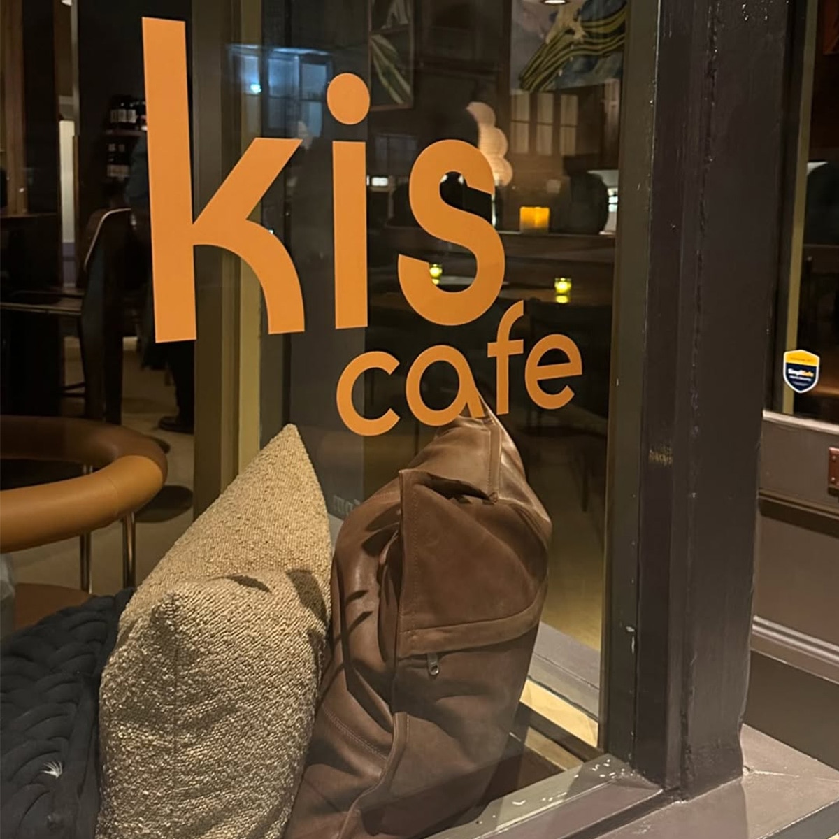 Kis Cafe