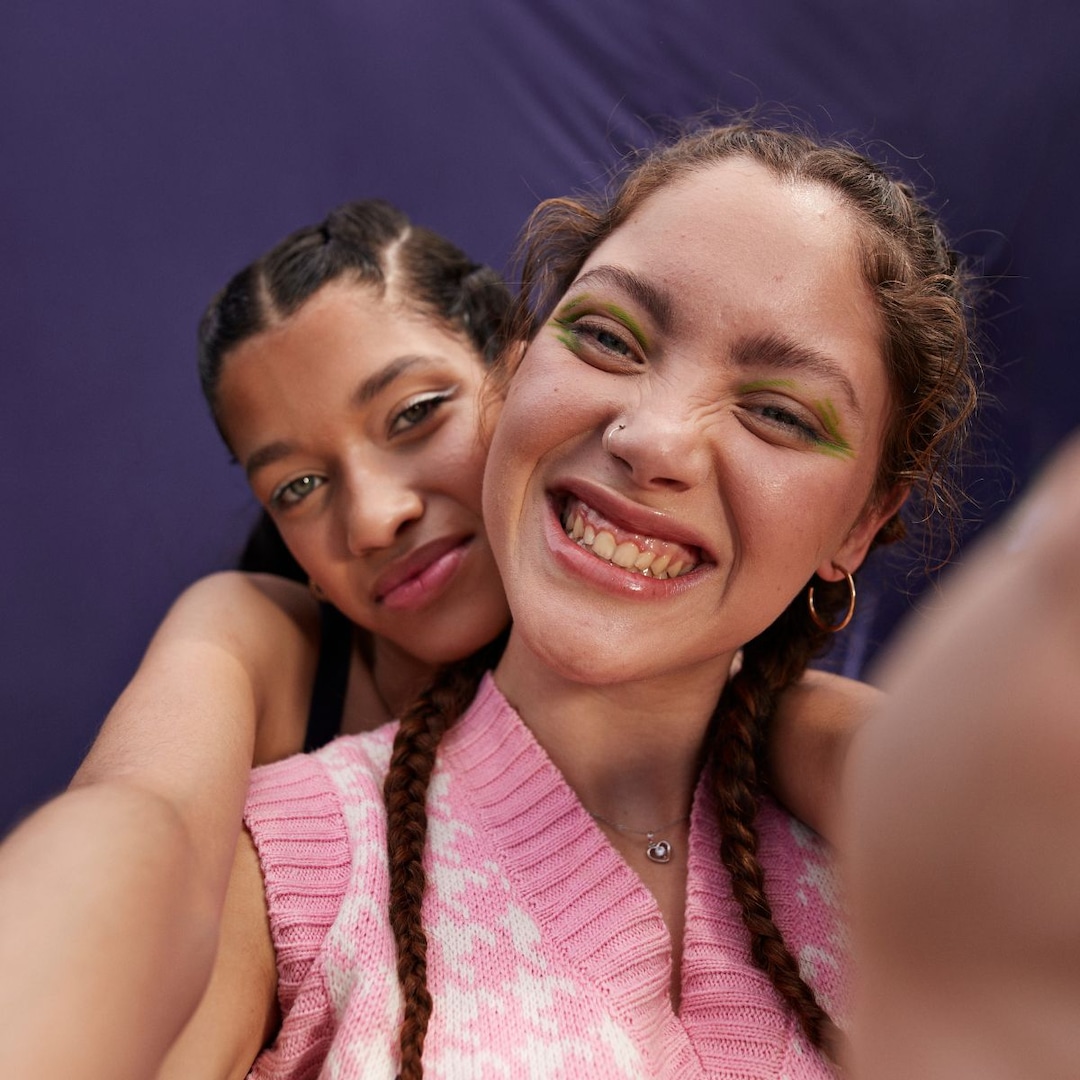 It’s National Girlfriends Day: These Luxe Gifts Will Make Her Feel Like the Only Girl in the World It’s National Girlfriends Day: These Luxe Gifts Will Make Her Feel Like the Only Girl in the World