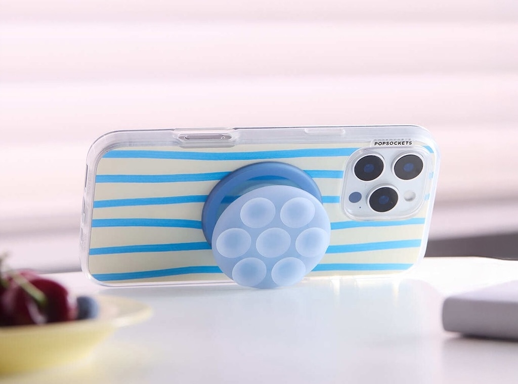 PopSocket Drops a Suction Cup Phone Mount, Shop Octobuddy & More PopSocket Drops a Suction Cup Phone Mount, Shop Octobuddy & More