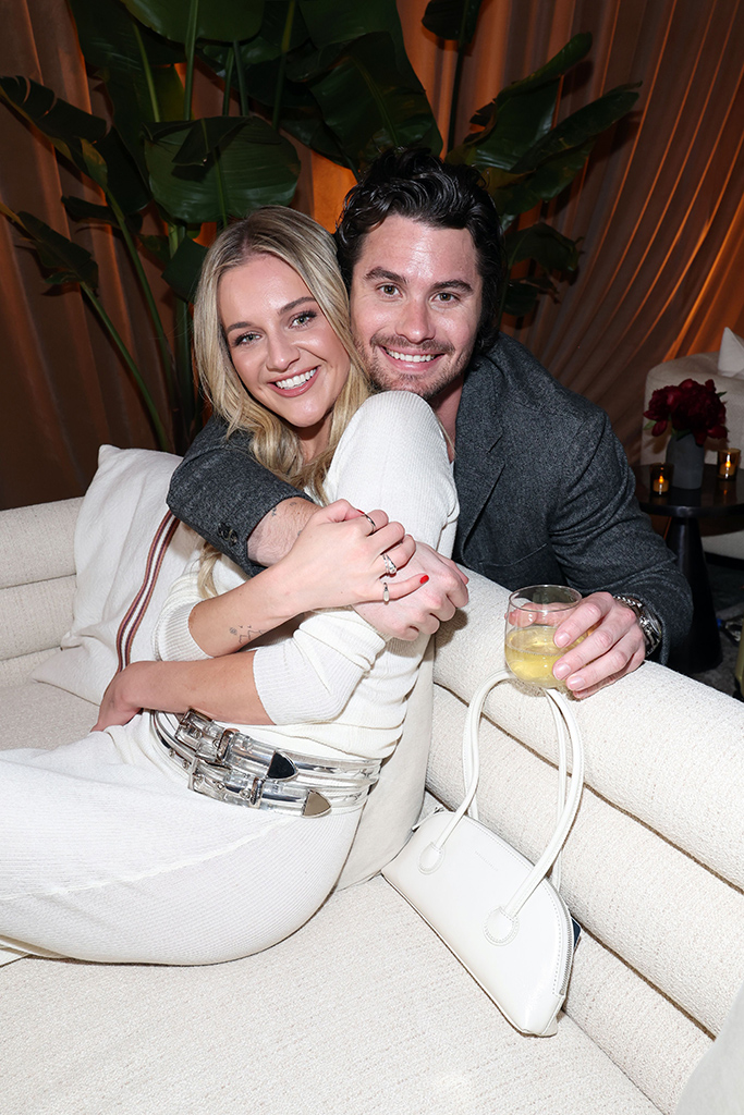 Kelsea Ballerini, Chase Stokes