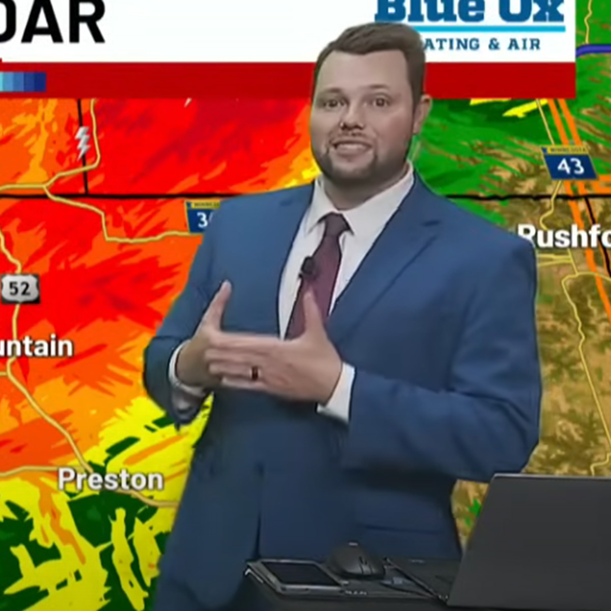 Meteorologist Nick Jansen Defends Texting Wife During Live Broadcast thumbnail