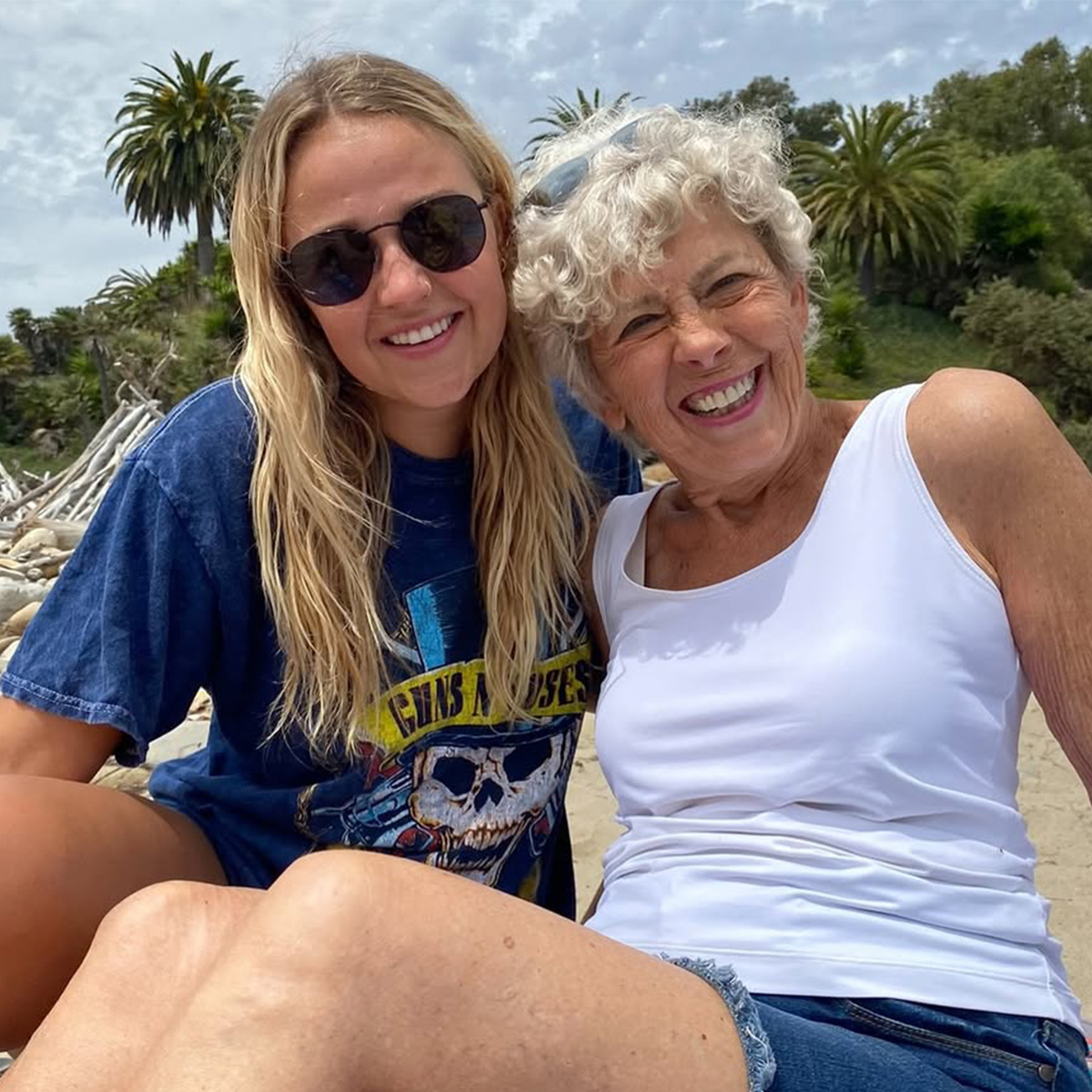 Brad Pitt’s Mom Jane Etta Pitt Dead at 84