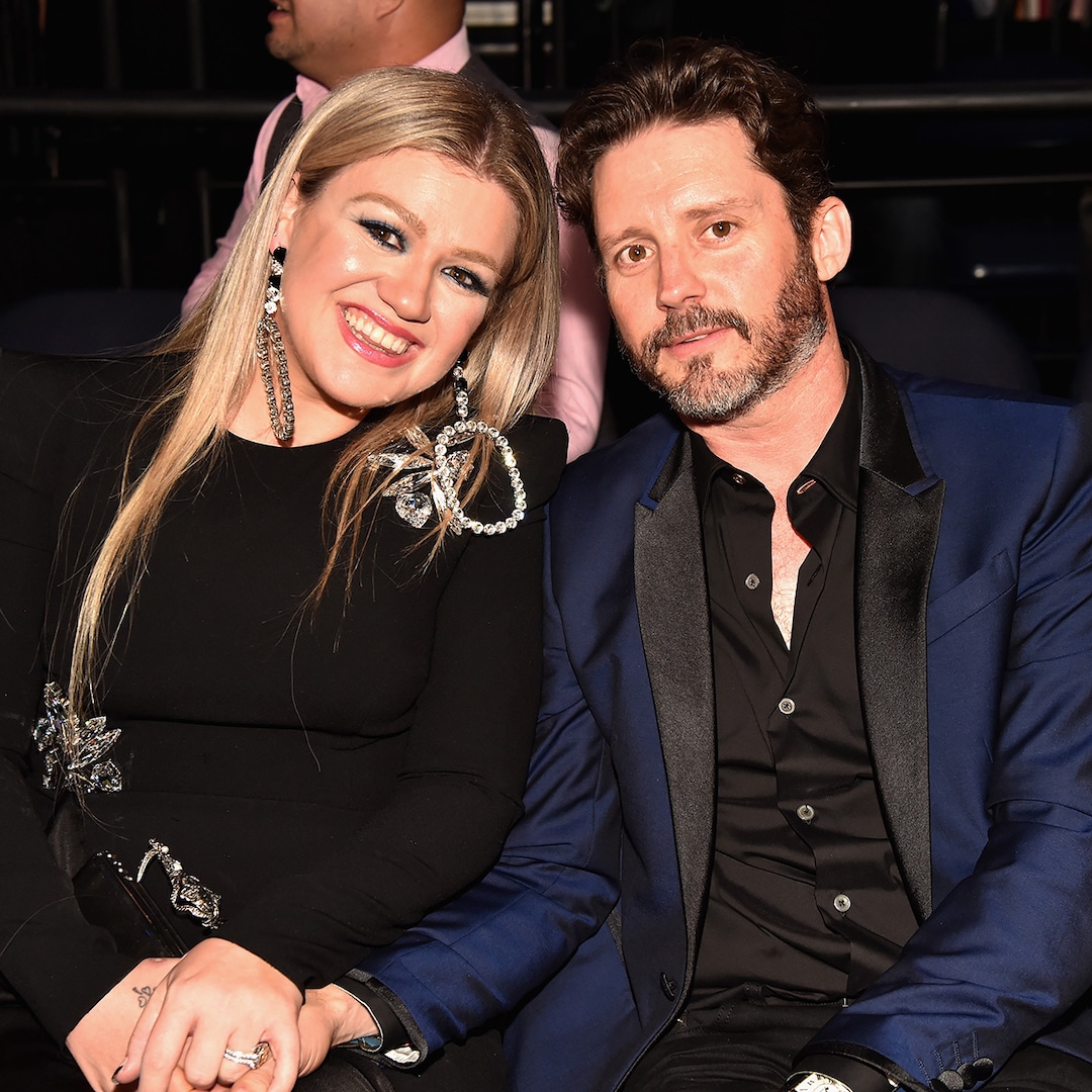 Kelly Clarkson Returns to Social Media After Brandon Blackstock Death