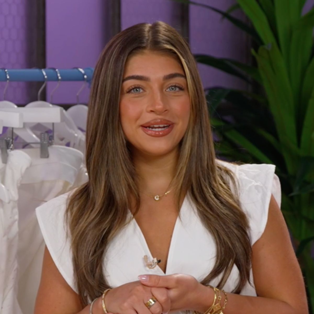 SHOP Gia Giudice’s Summer White Party Amazon Picks thumbnail
