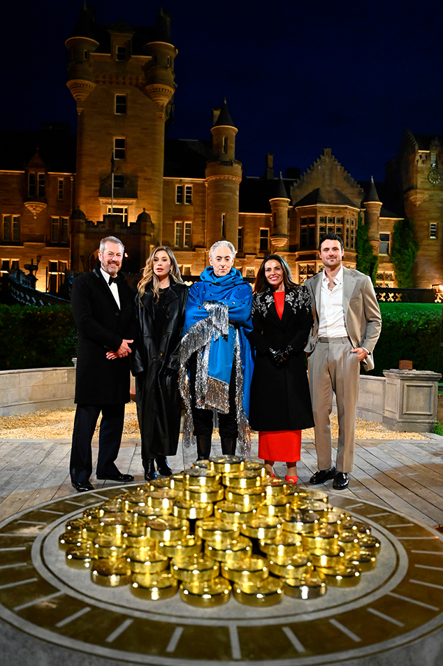 Alan Cumming in The Traitors Season 3 Finale, Ardross Castle, Traitors Secrets 5