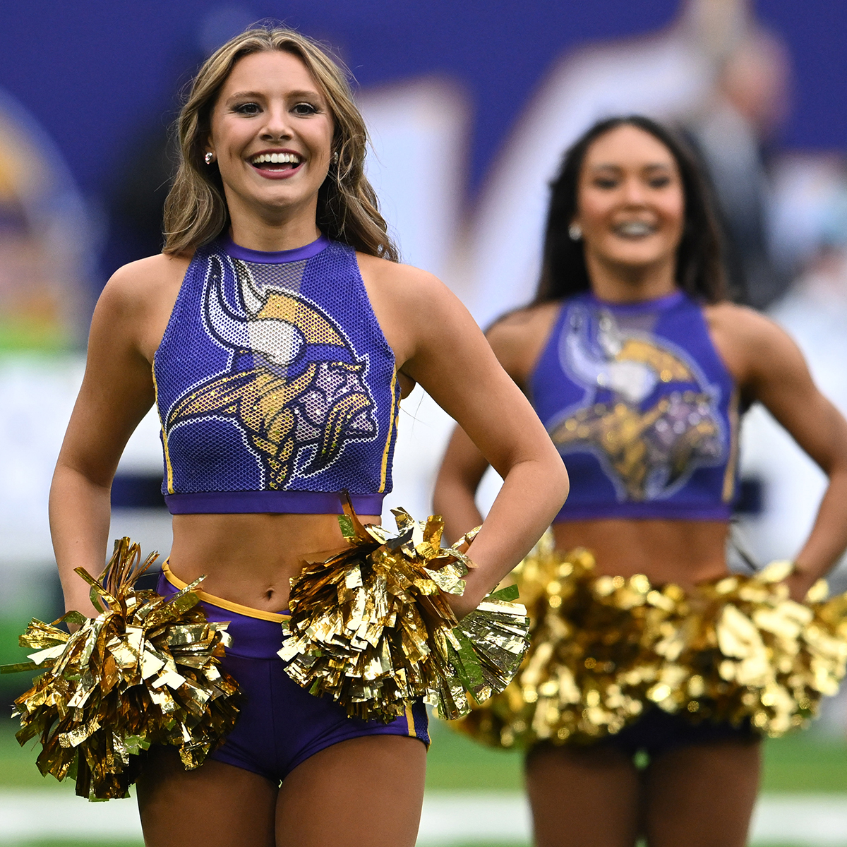Minnesota Vikings Defends 2 Male Cheerleaders From NFL Fan Backlash