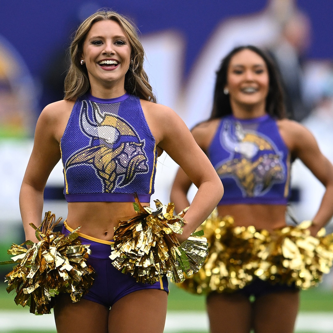 Minnesota Vikings Defends 2 Male Cheerleaders From NFL Fan Backlash