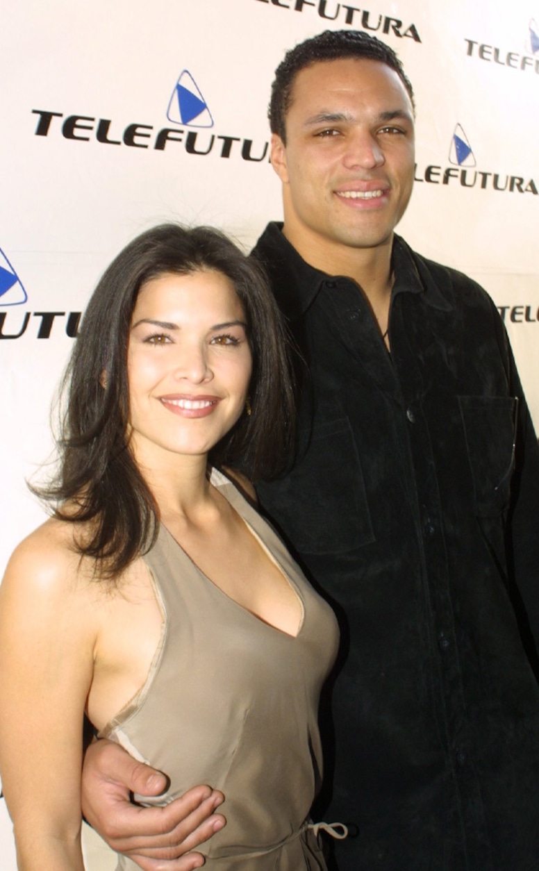 Lauren Sanchez Bezos family, Tony Gonzalez