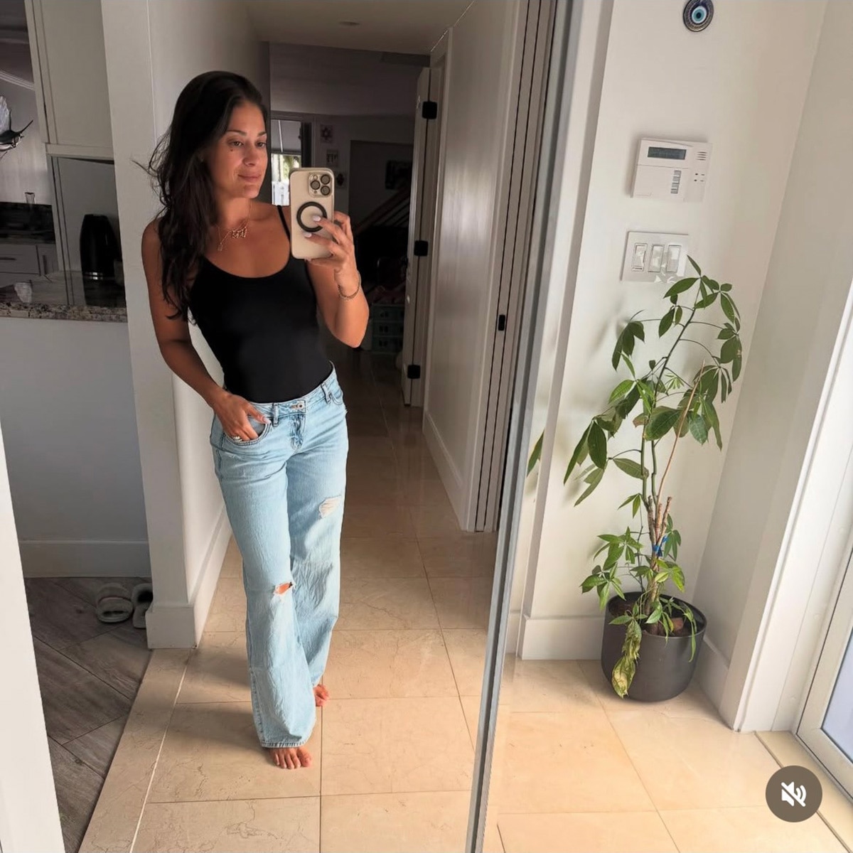 Loren Brovarnik Undergoes Hysterectomy