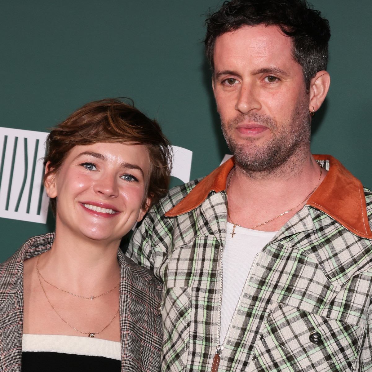 Britt Robertson, Paul Floyd