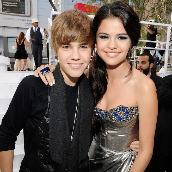 Selena Gomez and Justin Bieber at the 2010 MTV VMAs.