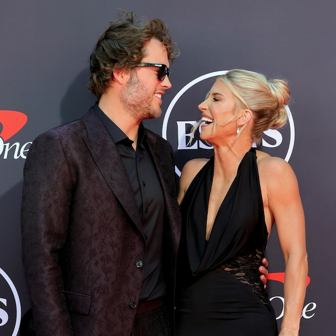 Matthew Stafford, Kelly Stafford family