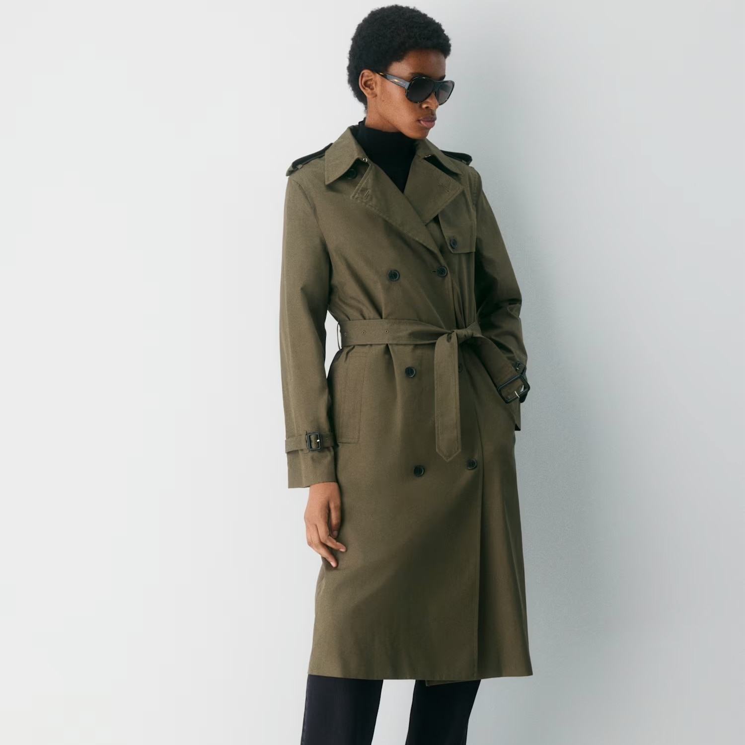 Fall 2025 Trench Coats You Need Right Now From Bershka