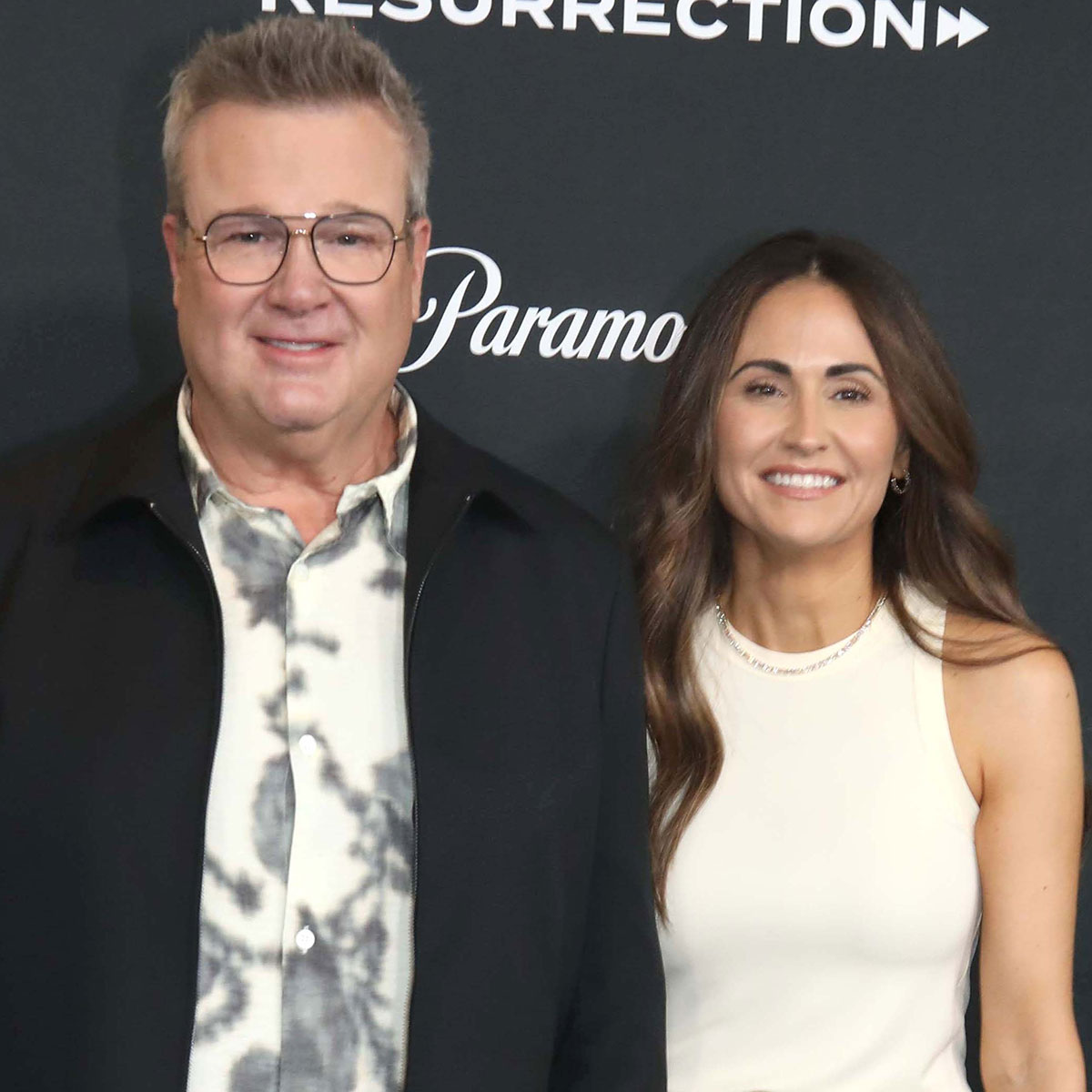 Modern Family's Eric Stonestreet Marries Lindsay Schweitzer