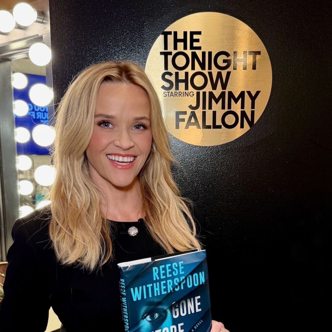 Psst! We Found Out the Secret to Reese Witherspoon’s Glowy Late Night Makeup Look Psst! We Found Out the Secret to Reese Witherspoon’s Glowy Late Night Makeup Look