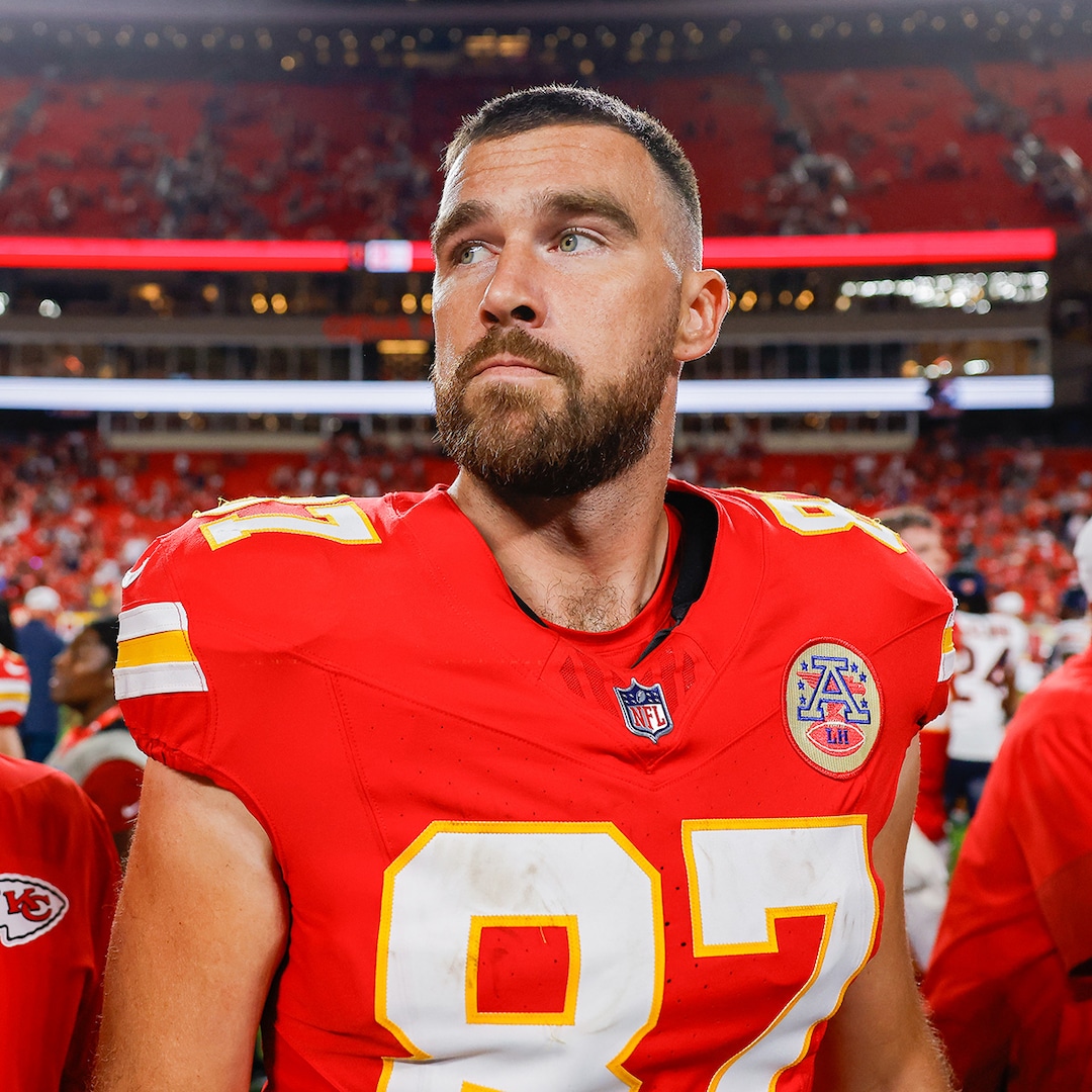 Travis Kelce Slams His Helmet Down During Tense Eagles Game