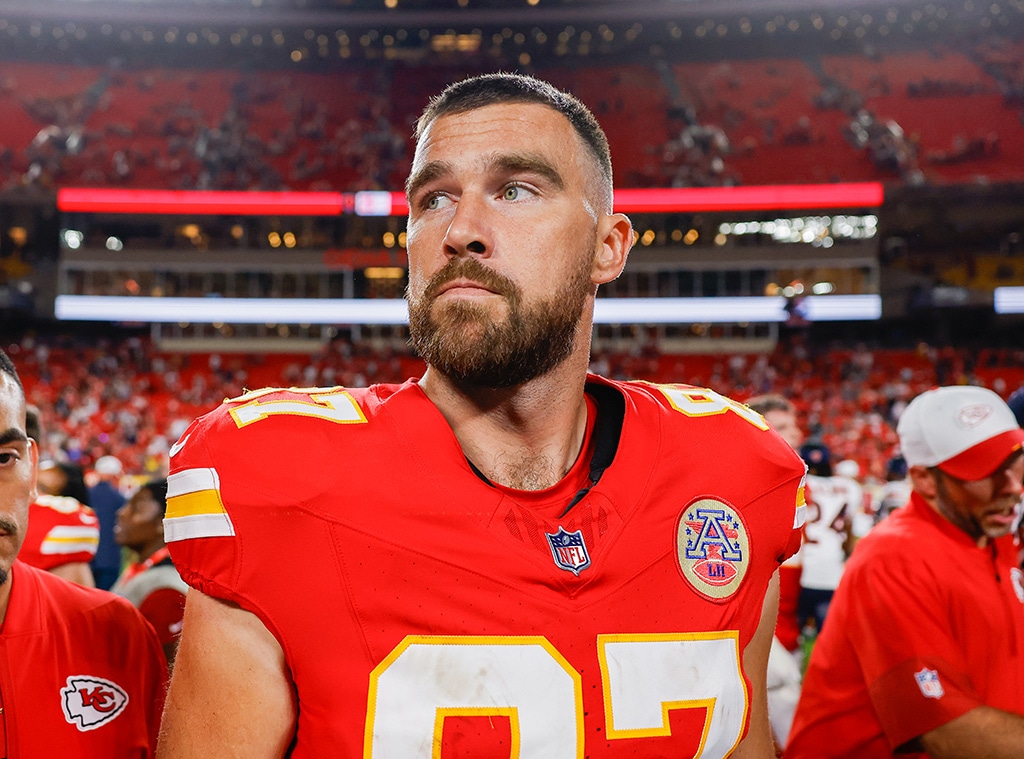 Travis Kelce's Outburst During Chiefs vs. Eagles Game