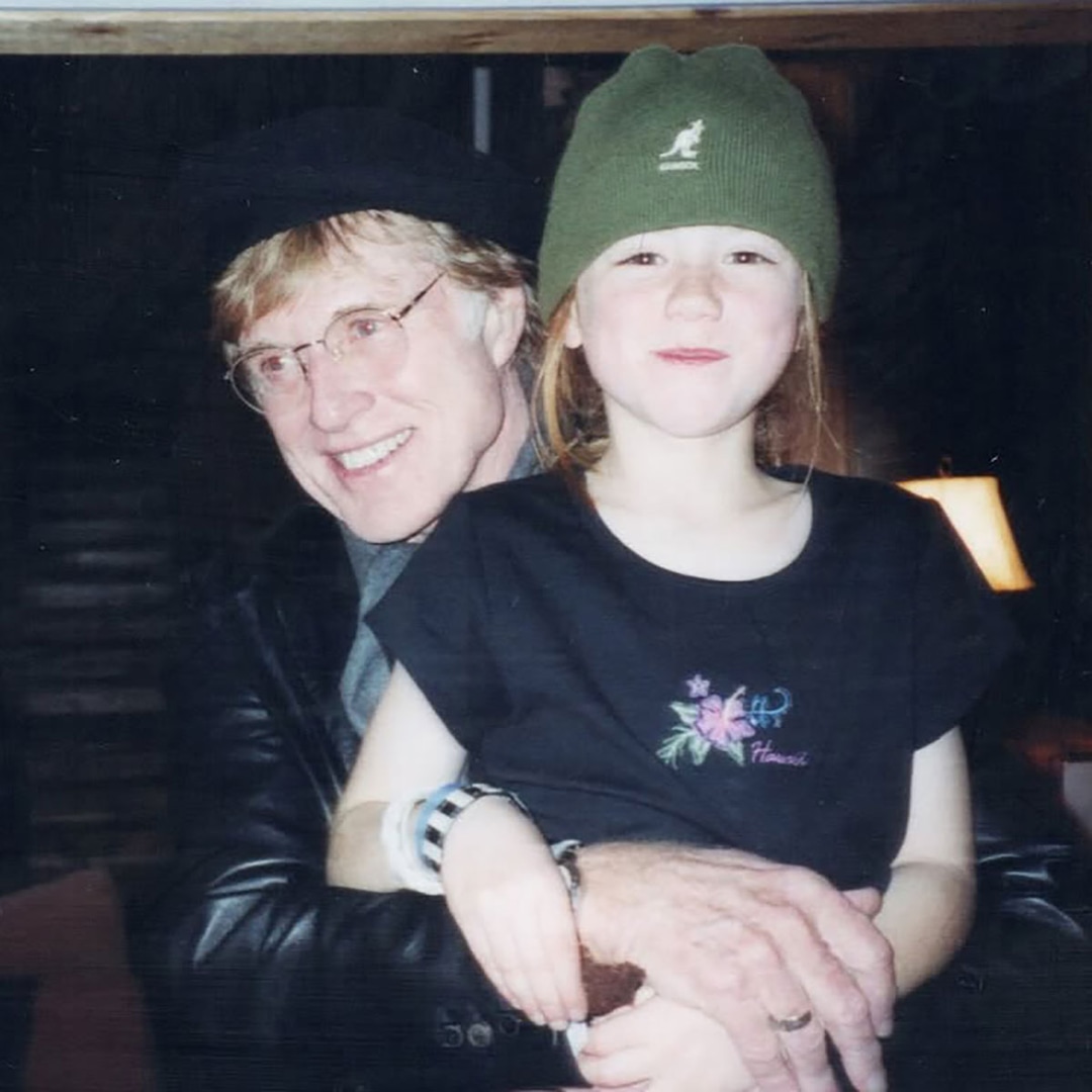 Robert Redford’s Grandkids Share Rare Photos in Moving Tributes After His Death Robert Redford’s Grandkids Share Rare Photos in Moving Tributes After His Death