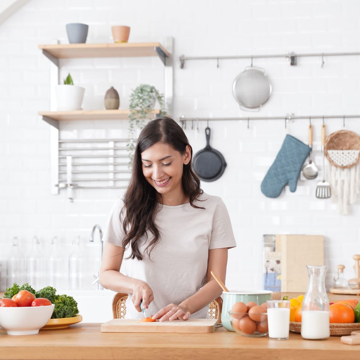 Get Up to 64% off These Kitchen Must-Haves Ahead of October Prime Day thumbnail