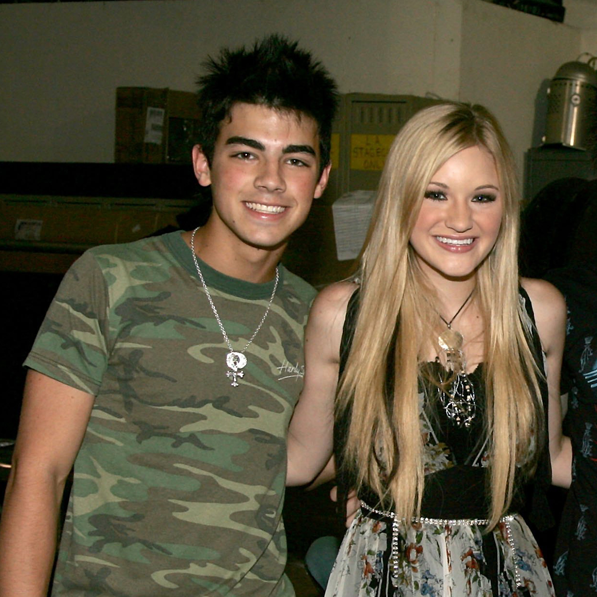 Aly & AJ's AJ Michalka On Relationship With Ex Joe Jonas thumbnail