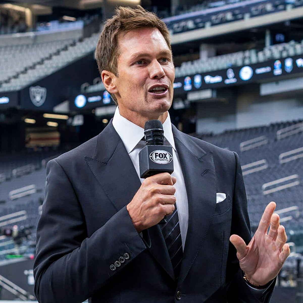 
                        Tom Brady Slams "Paranoid" Speculation He Broke NFL Rules
                