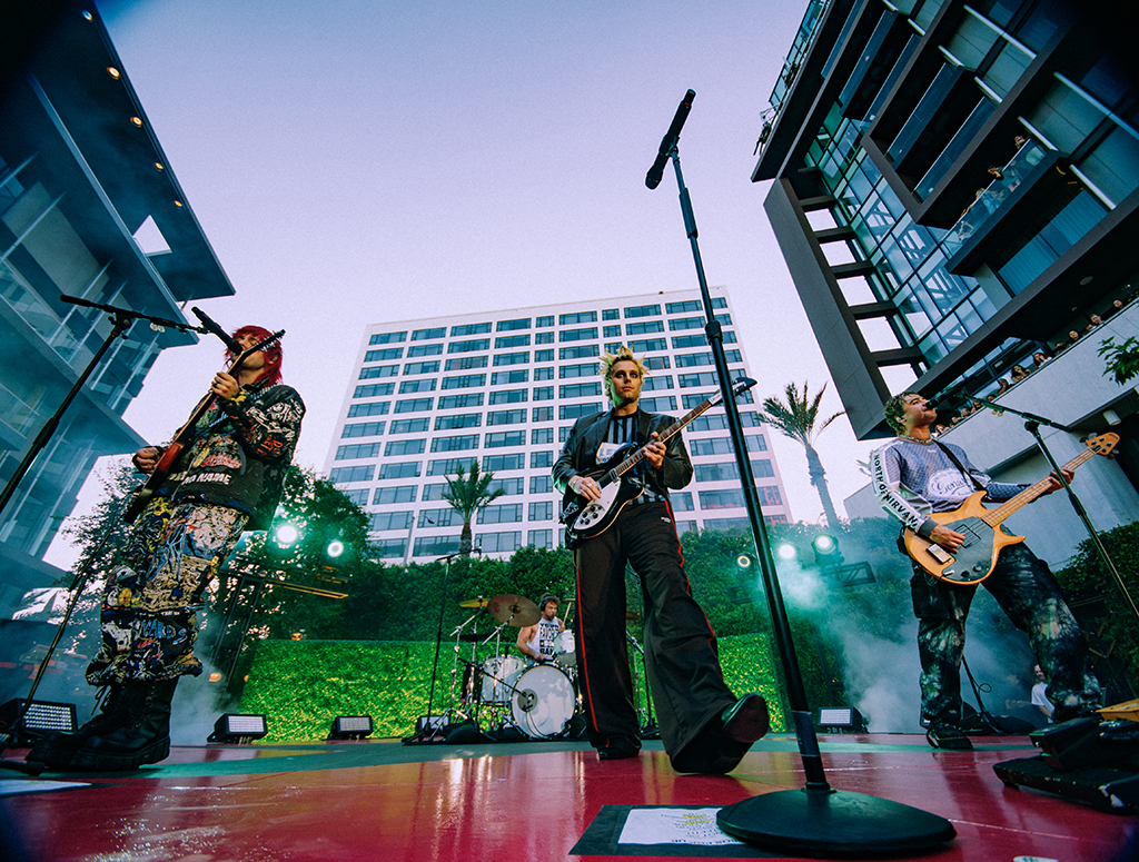 5 Seconds of Summer, Luke Hemmings, Michael Clifford, Calum Hood, Ashton Irwin, Big Pic