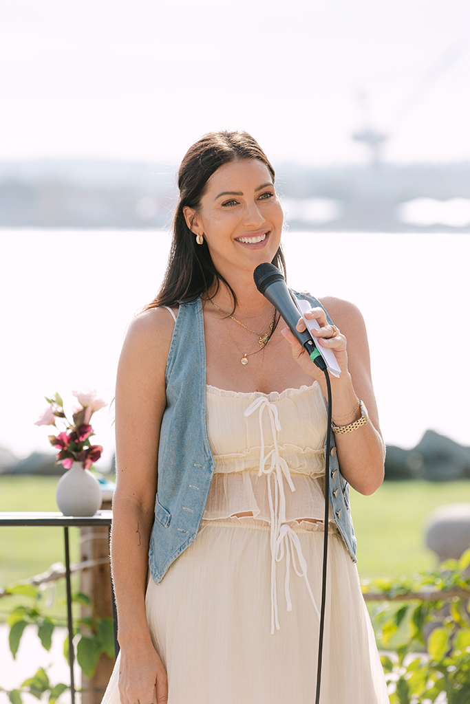 Becca Kufrin, Big Pic