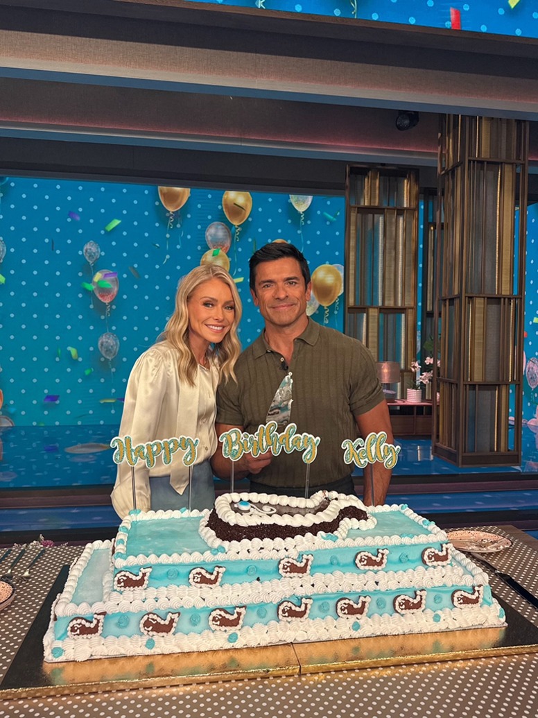 Kelly Ripa, Mark Consuelos, Big Pic