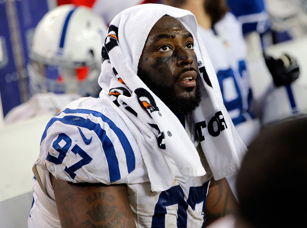 Arthur Jones, Super Bowl Champion, Dead at 39