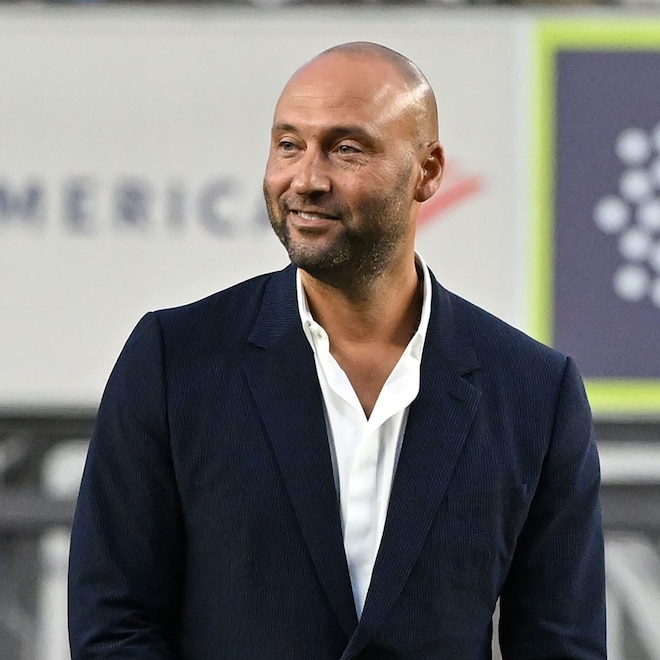 Derek Jeter with wife Hannah Jeter and kids Bella, Story and River, 2022