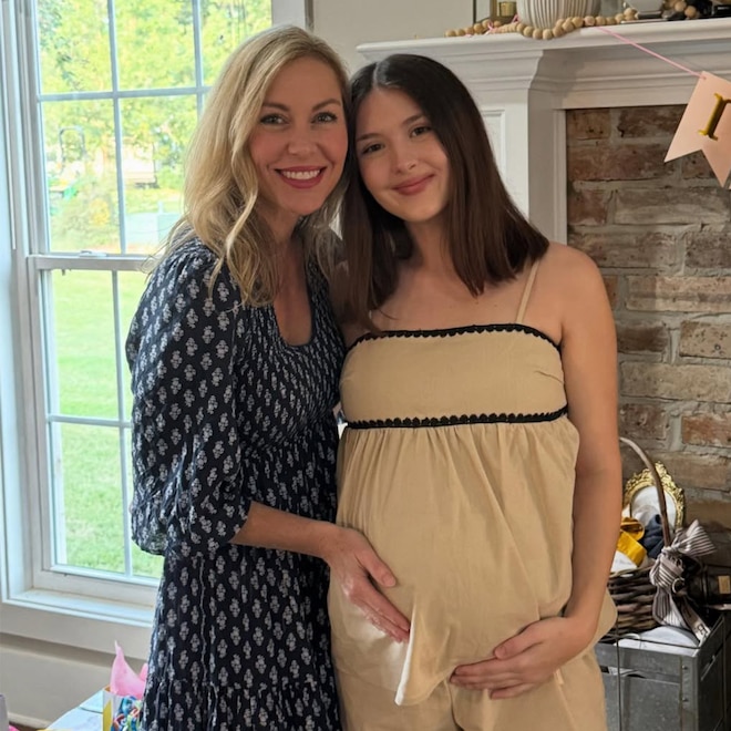 Jessica Robertson, Priscilla Robertson