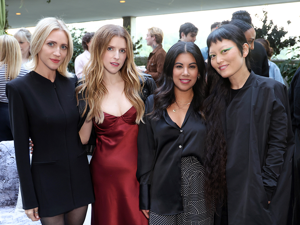 Brittany Snow, Anna Kendrick, Chrissie Fit, Hana Mae Lee, Big Pic