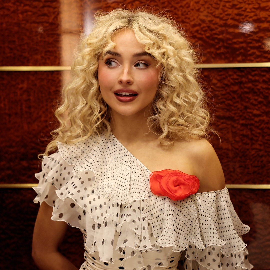 Sabrina Carpenter Channels Carrie Bradshaw in Hilarious SNL Teaser