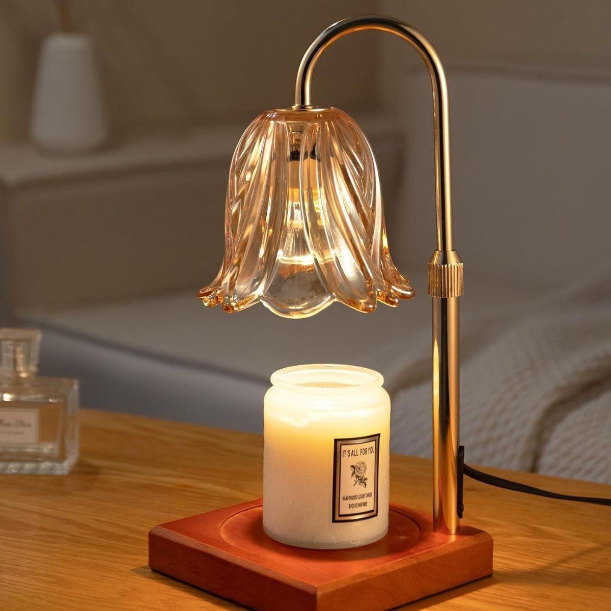 My Favorite Candle Warmer Is Office-Friendly and $20