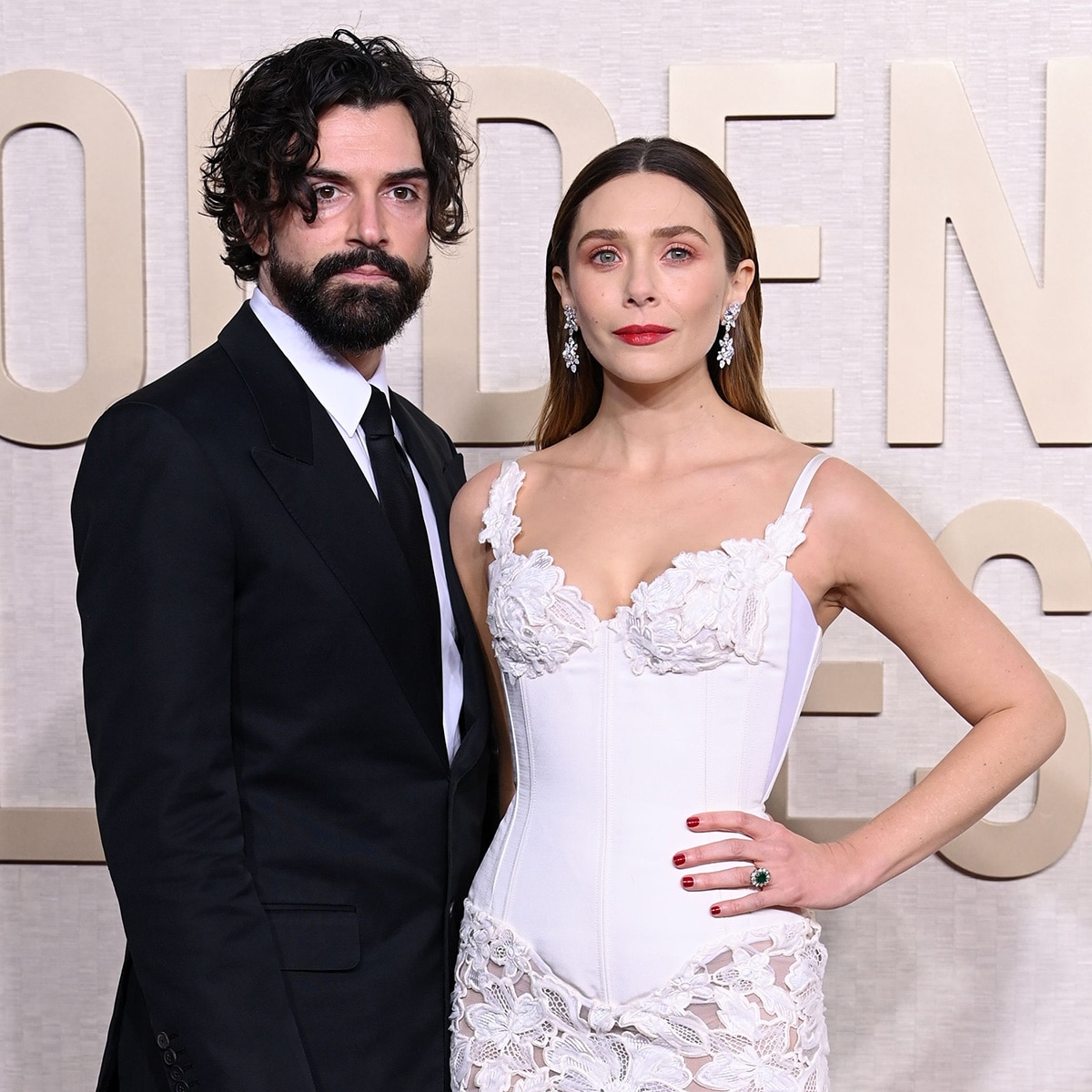 Elizabeth Olsen Makes Rare Comments About Robbie Arnett Marriage