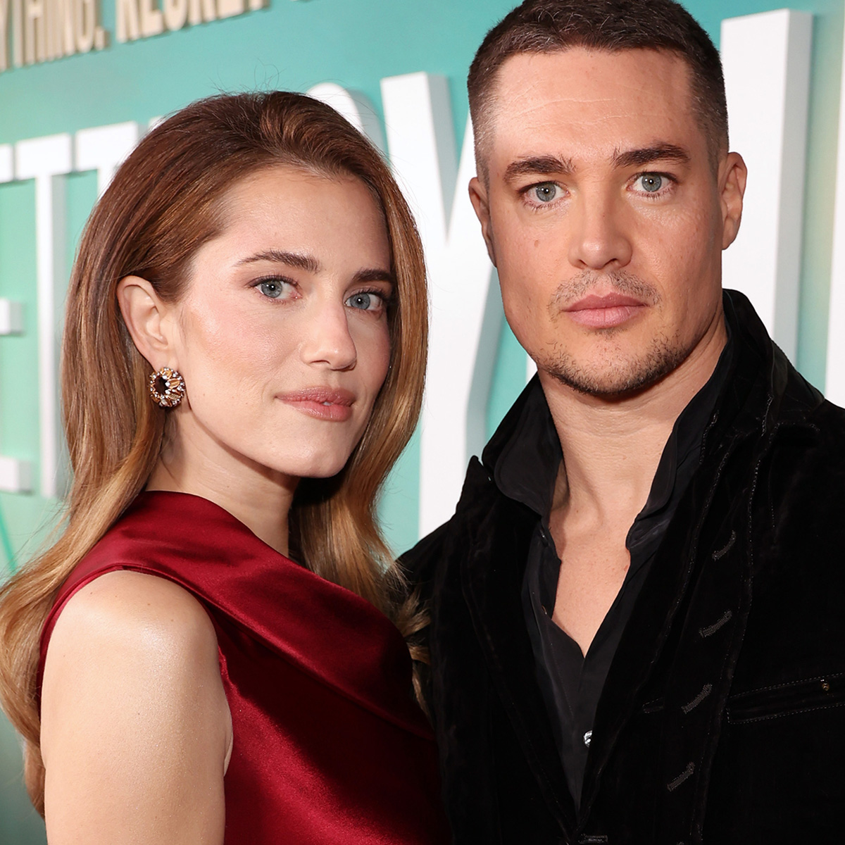 See Allison Williams' Red Carpet PDA With Husband Alexander Dreymon thumbnail