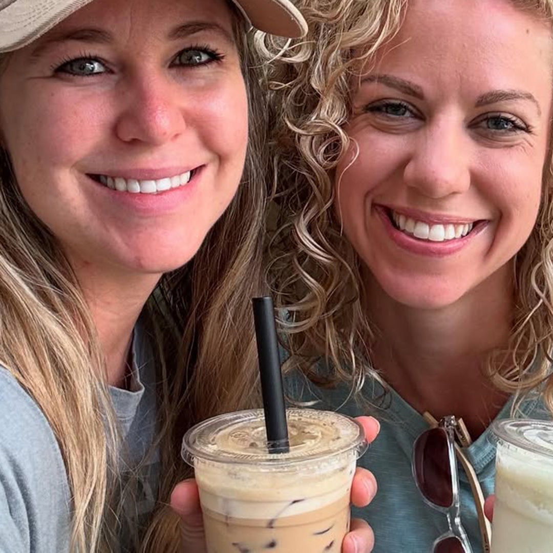 Las embarazadas Jana Duggar y Abbie Duggar revelan el sexo de su bebé