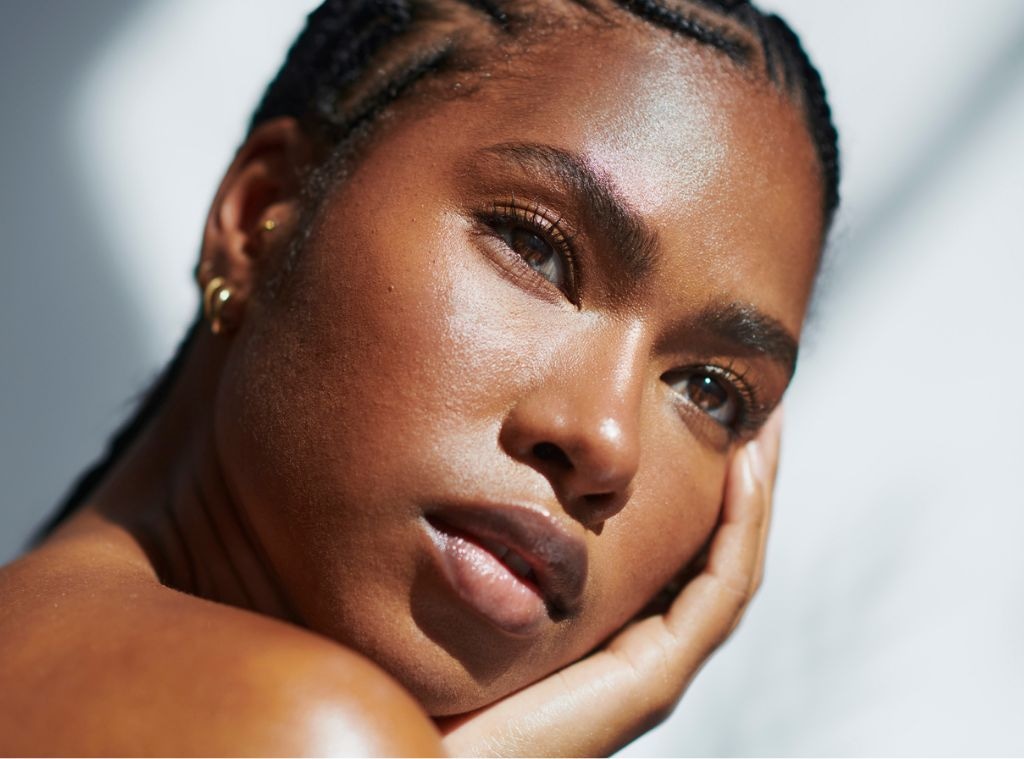 SHOP 10 Skin Illuminators and Highlighters With Top Customer Reviews